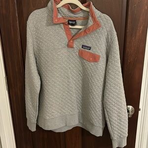 Patagonia pull over